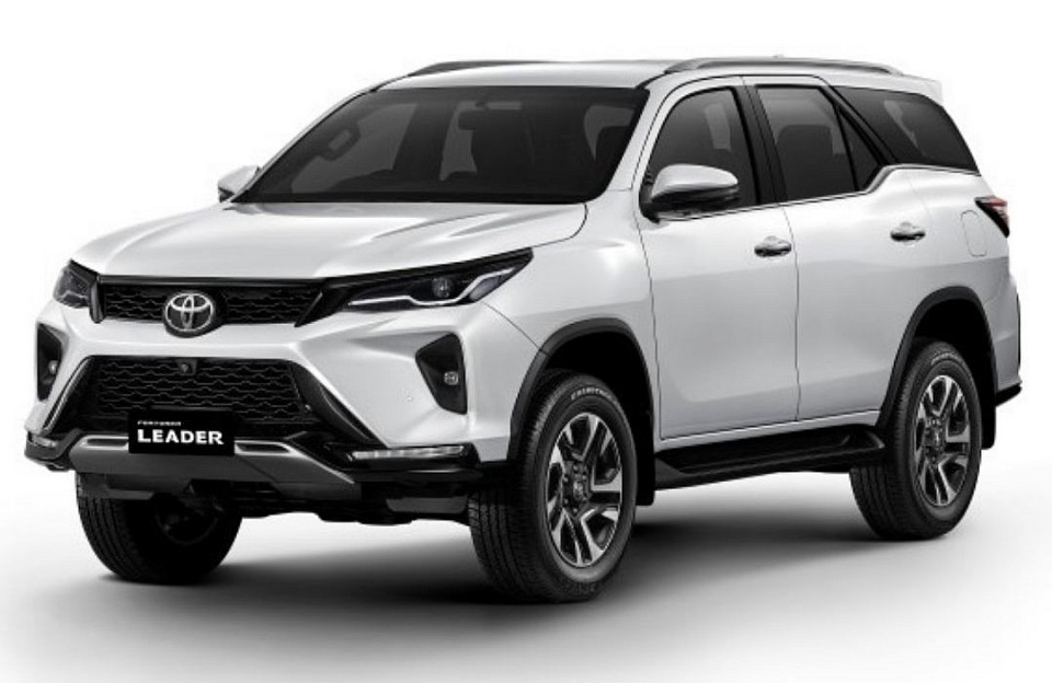 รถ นิวฟอร์จูนเนอร์ SUV